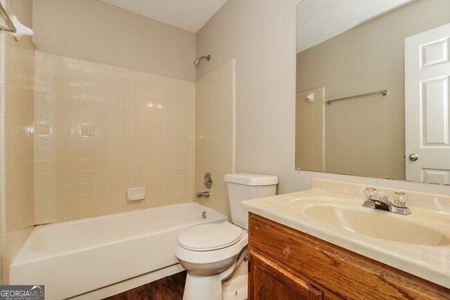 Building Photo - 435 Standing Rock Dr
