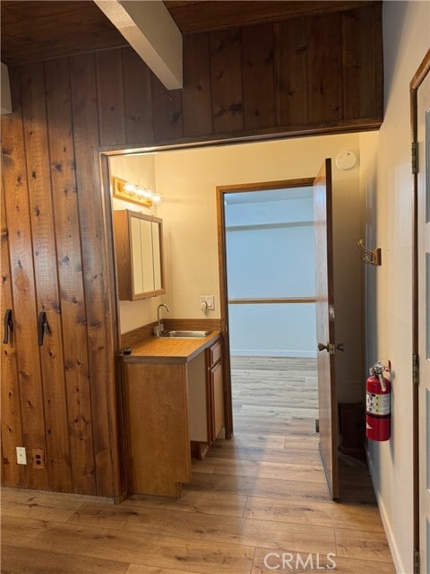 Building Photo - 956 Teakwood Dr