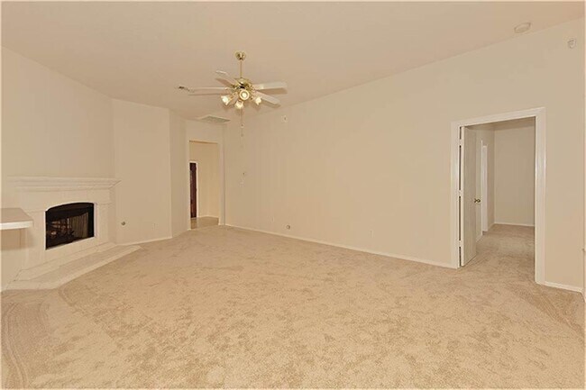 Building Photo - 263 Adobe Terrace S