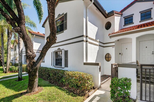 Building Photo - 301 SW 158th Terrace