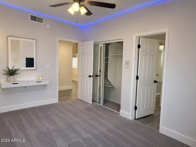 Building Photo - 7401 W Arrowhead Clubhouse Dr