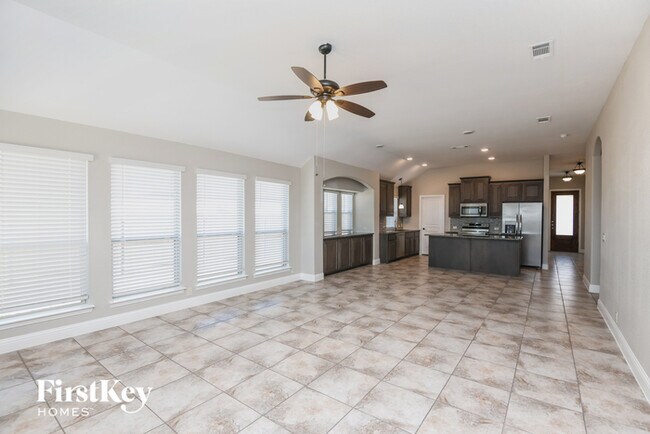 Building Photo - 312 Waverly Dr