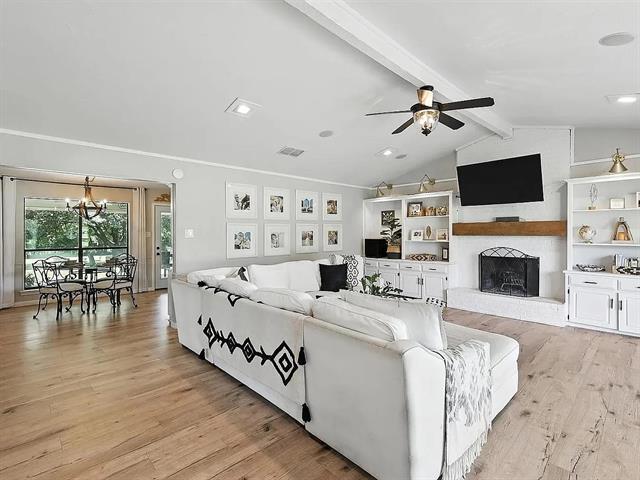 Building Photo - 16485 Red Wood Cir N