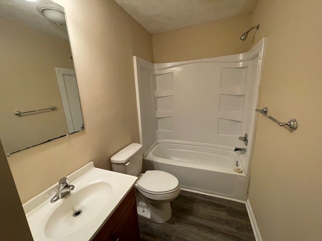 Building Photo - 309 Granada Dr