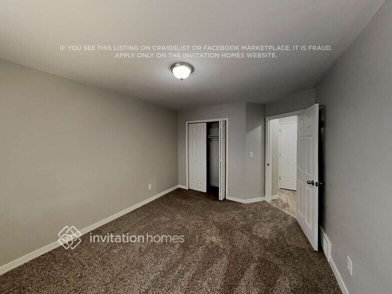 Building Photo - 223 N 49th Ave