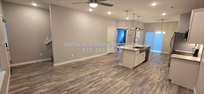 Building Photo - Beautiful 2 Primary bedrooms!!!! 2.5 bath Townhome in North Grand Junction near 24 1/2 rd