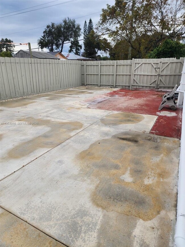 Building Photo - 2880 NW 56th St