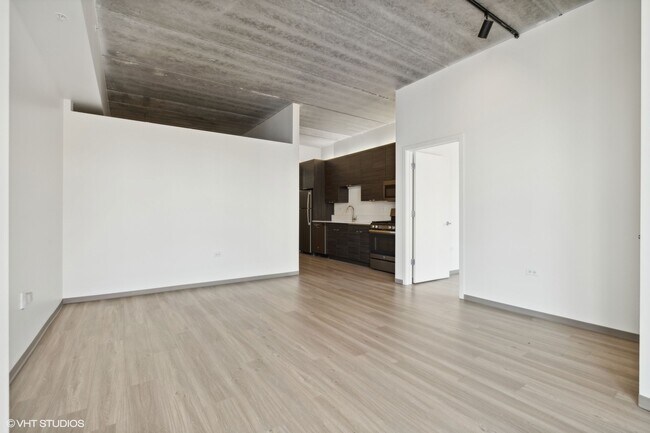 Building Photo - 1920 N Milwaukee Ave