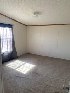 Building Photo - 545 S Apricot Ave