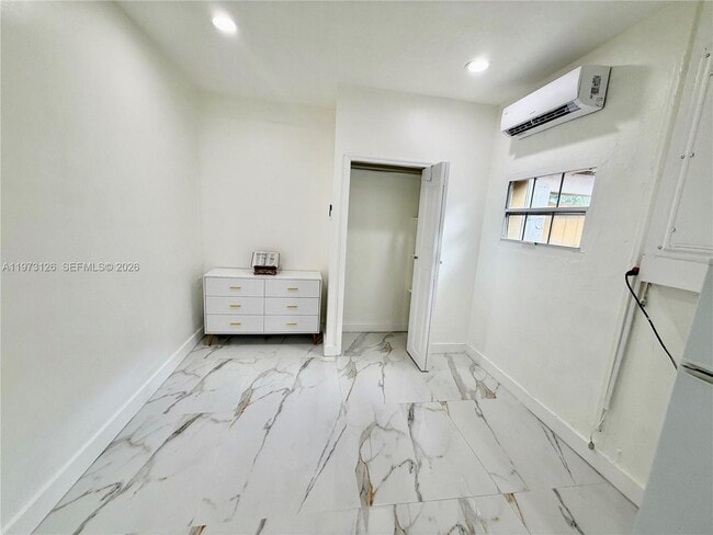 Building Photo - 17802 SW 152nd Ct