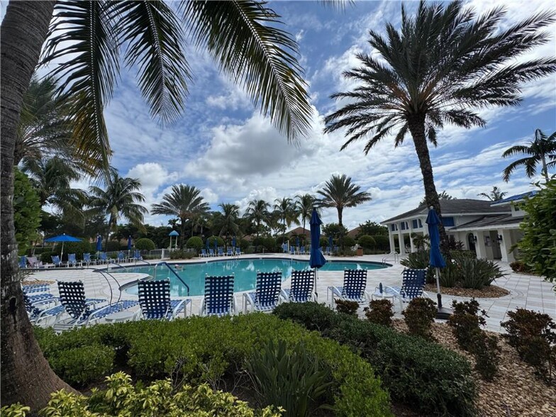 Building Photo - 4550 Mystic Blue Wy