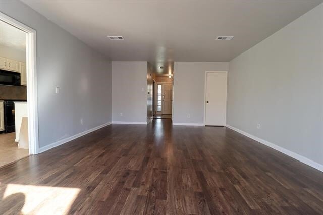 Building Photo - 5725 Townhouse Ln