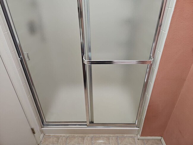 Building Photo - Amazing 3B/3B Single Family Home near Microsoft, prime Redmond location