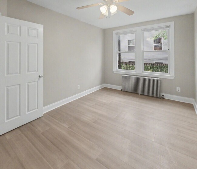 Building Photo - 3542 6th St NW