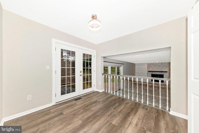 Building Photo - 6257 Light Point Pl