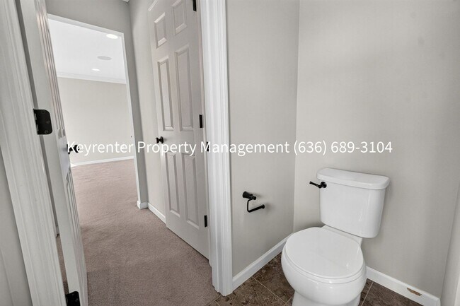 Building Photo - 2823 Winding Valley Dr