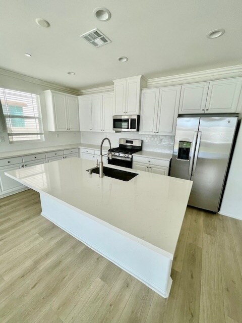 Building Photo - 2538 Wild Rose St