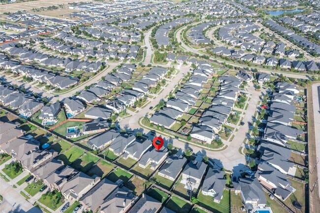 Building Photo - 3618 Windward Canyon Dr