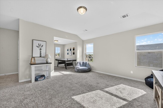 Building Photo - 210 Briarwood Ln