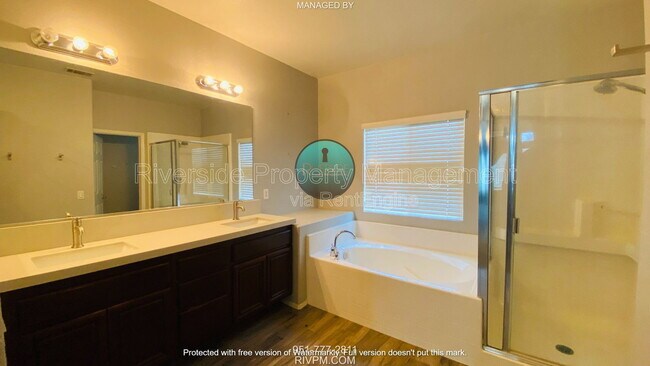 Building Photo - 4938 Ficus Ct