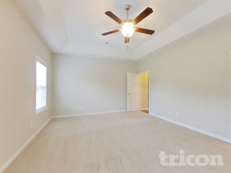 Building Photo - 824 Ellyson Dr