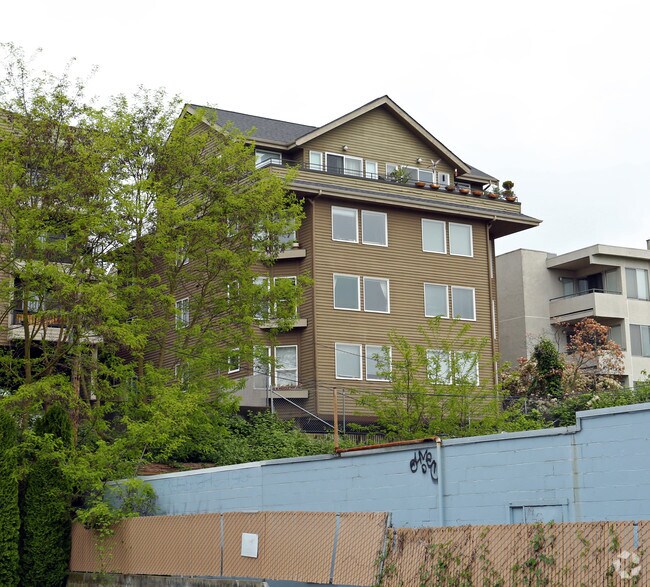 Building Photo - Harbor Lane Apartments
