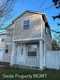 Building Photo - A nice house with 3 beds rooms and 2.5 baths.