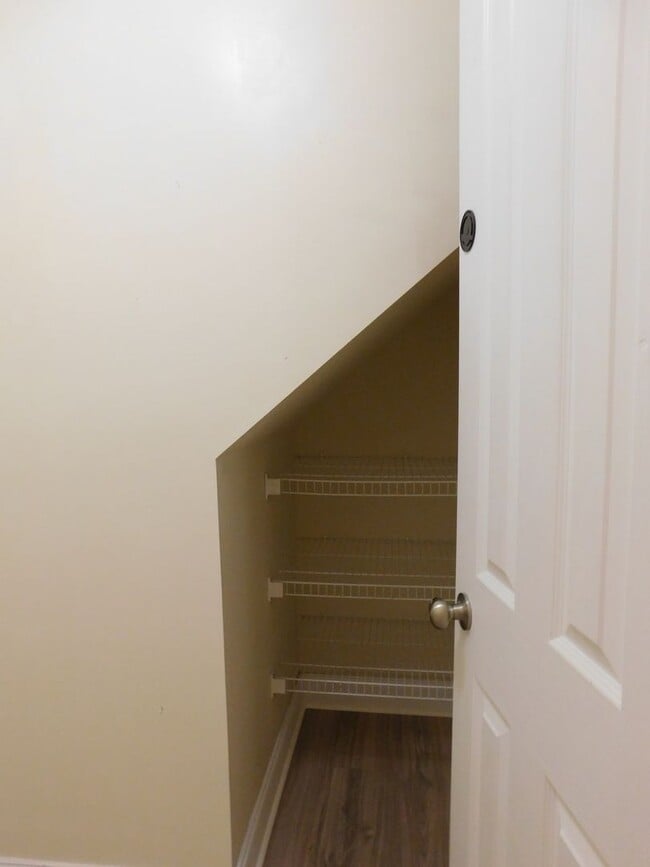 Building Photo - 308 Daniels St