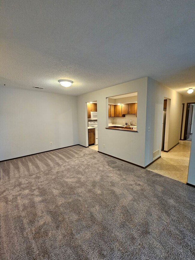 Building Photo - 2555 Clayton Blvd
