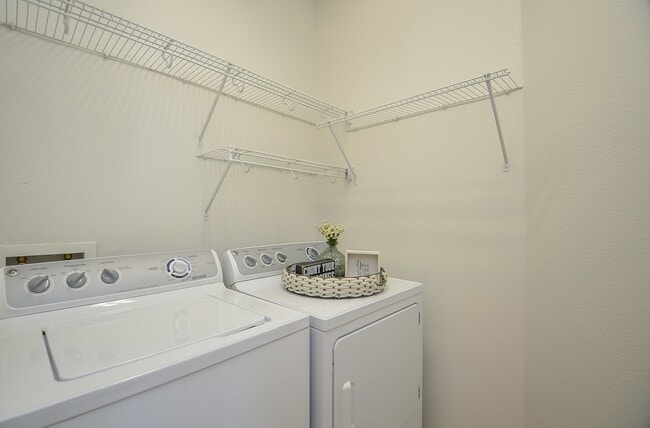 Building Photo - 6347 Alpine Trail Ln