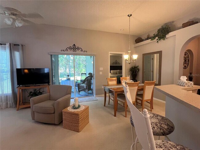 Building Photo - 18030 Webster Grove Dr