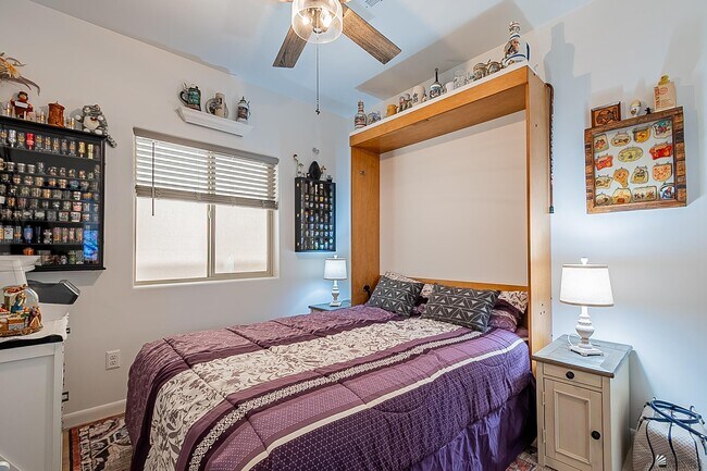 Building Photo - 3400 S Ave 7th E