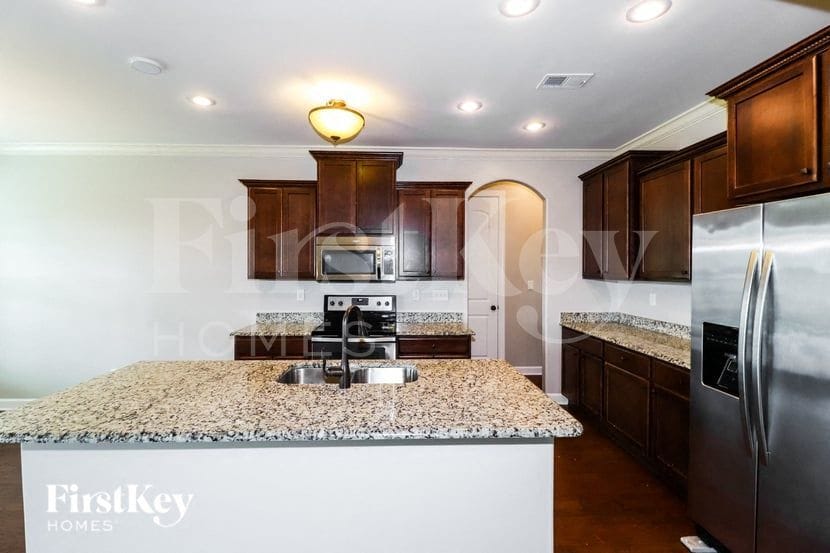 Building Photo - 2453 Crimson Ridge Ln