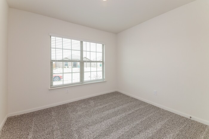 Building Photo - 833 Mallorie Ln