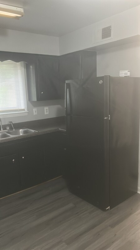 Building Photo - 4151 Slumber Ln
