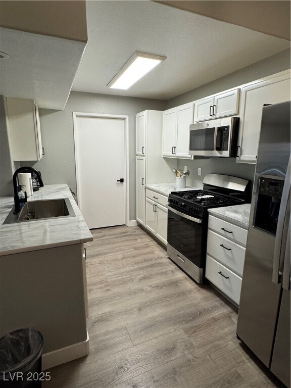 Building Photo - 7885 W Flamingo Rd