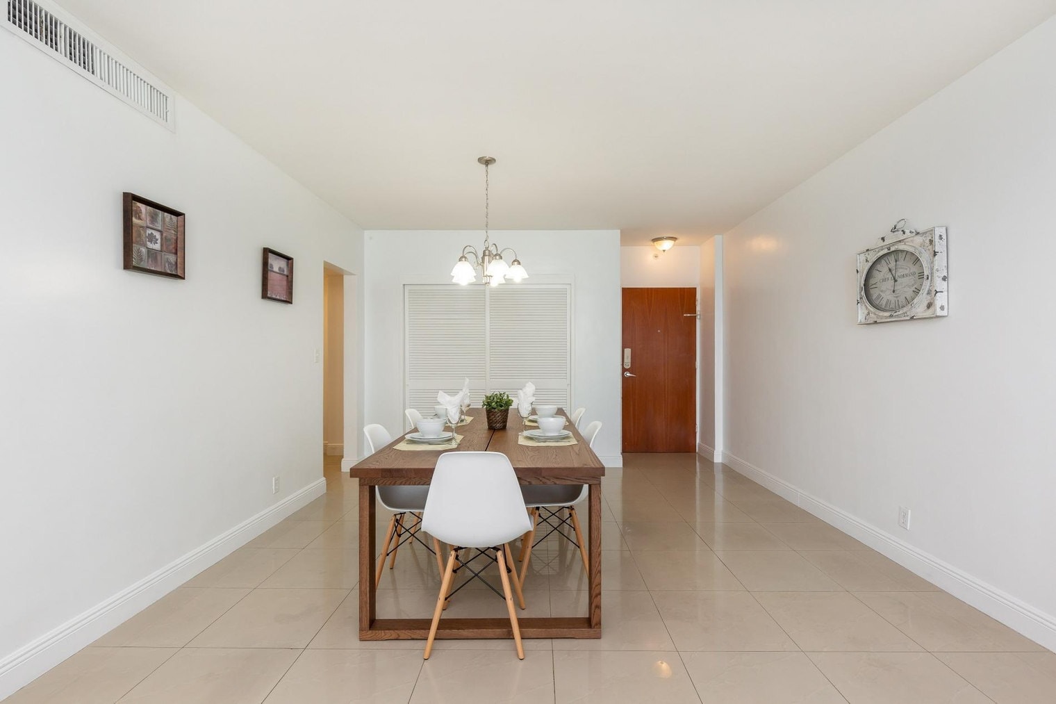 Building Photo - 3901 S Ocean Dr