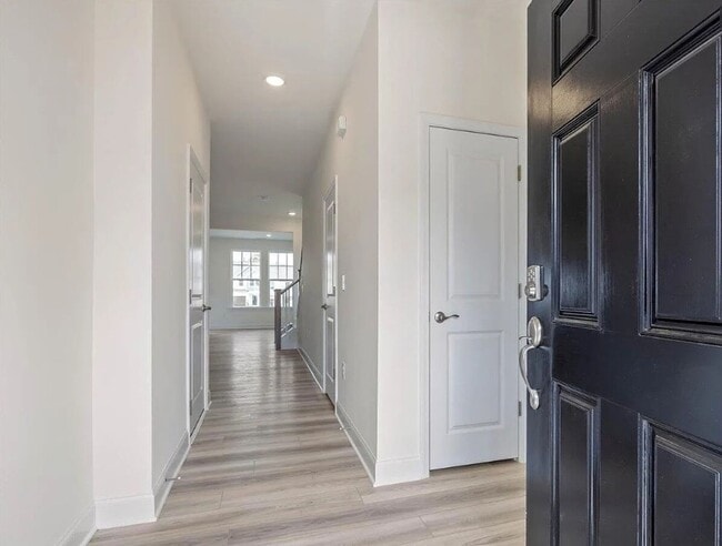 Building Photo - 53 Lavender Ln