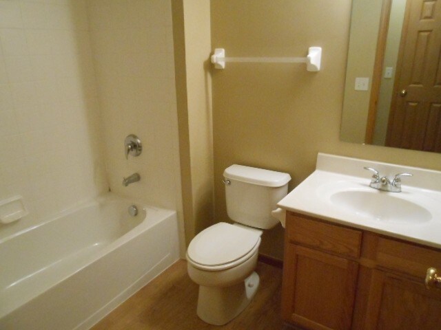 Building Photo - 485 Sycamore Creek St