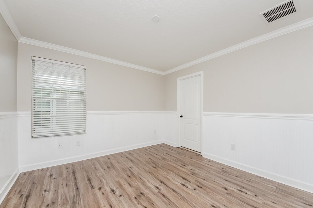Building Photo - 6817 Sundrop St