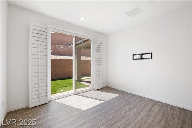 Building Photo - Single Story 3 bedroom, 2 bath home in the...