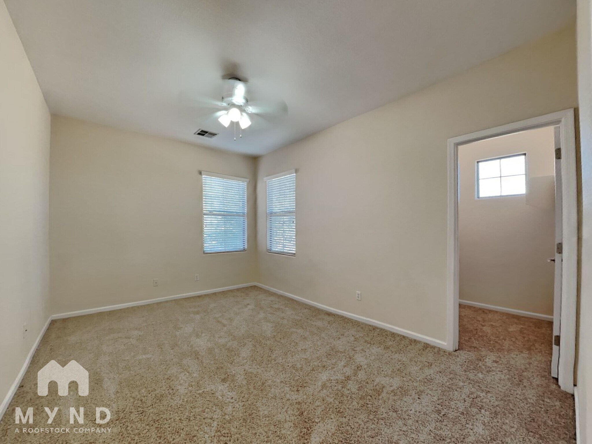 Building Photo - 13514 W Cypress St