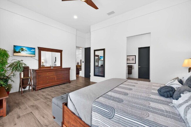 Building Photo - Newly built upscale home on a private 1-acre lot in the quiet Bell Villa community of Bonita Spri...