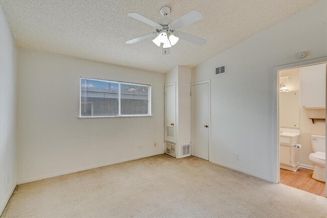 Building Photo - 612 W 51st St
