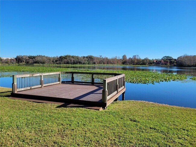 Building Photo - 155 N Pearl Lake Causeway