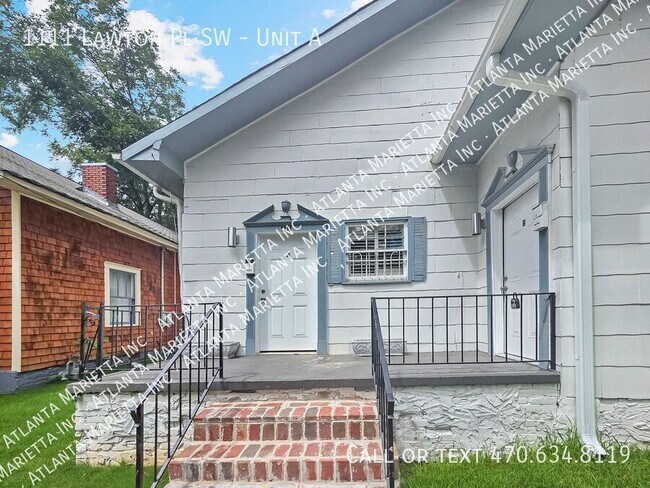 Building Photo - 1111 Lawton Pl SW