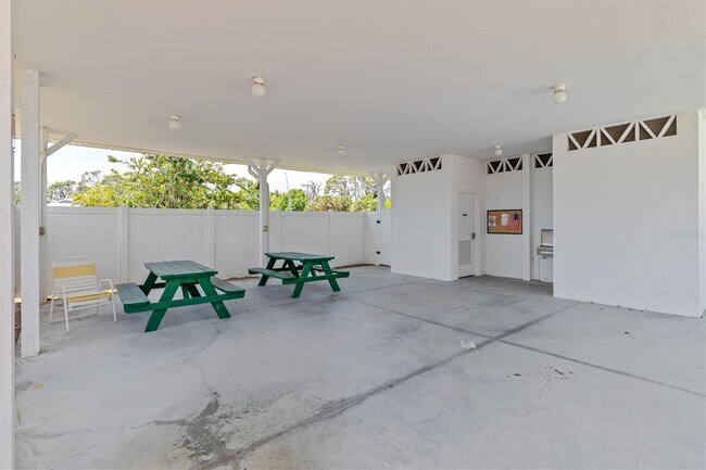 Building Photo - 3923 Cape Haze Dr