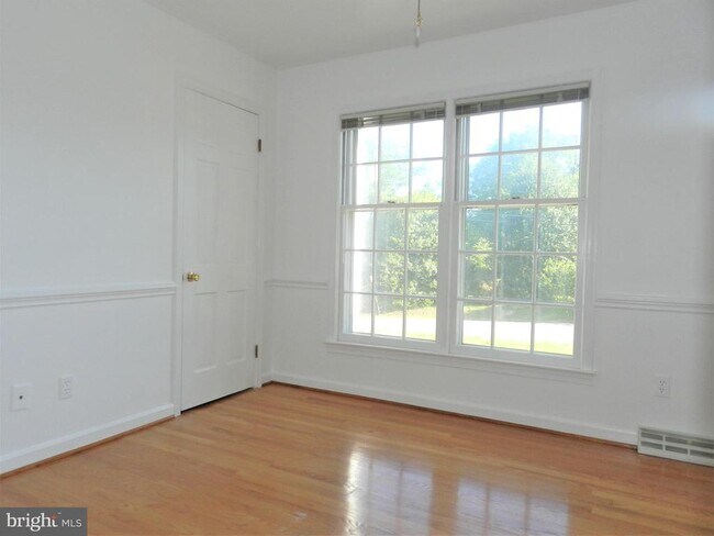 Building Photo - 108 Wilderness Ln
