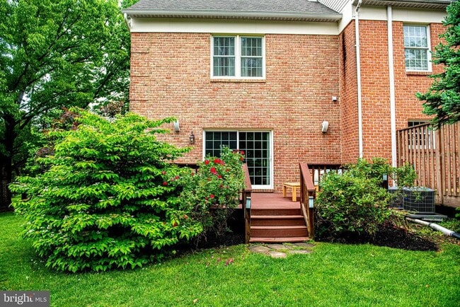 Building Photo - 26 Alderman Ct