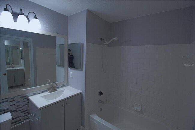 Building Photo - 8837 Latrec Ave